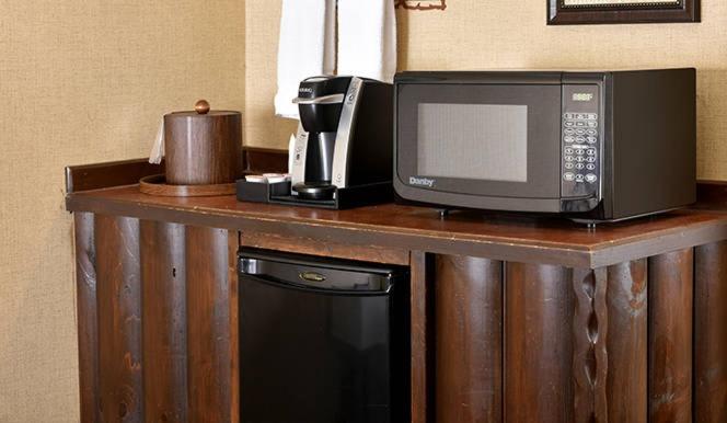 Люкс Кровать Кинг, Boarders Inn & Suites By Cobblestone Hotels In Waukon