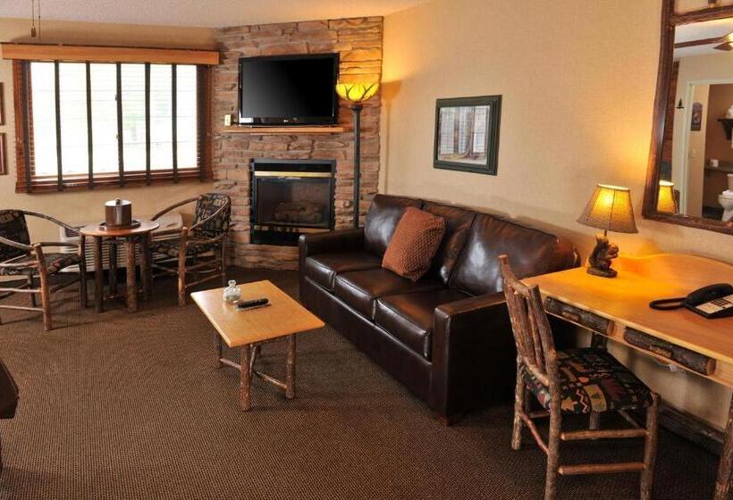 Люкс Повышенной Комфортности, Boarders Inn & Suites By Cobblestone Hotels In Waukon