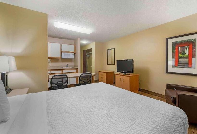 标准工作室, Extended Stay America Select Suites   Detroit   Ann Arbor   University South
