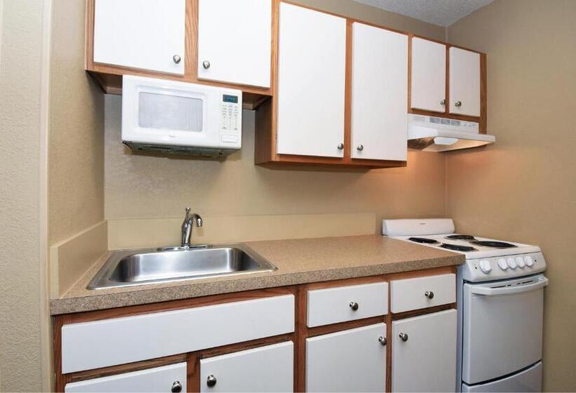 Студия Стандарт, Extended Stay America Select Suites   St Louis   Westport   Craig Road