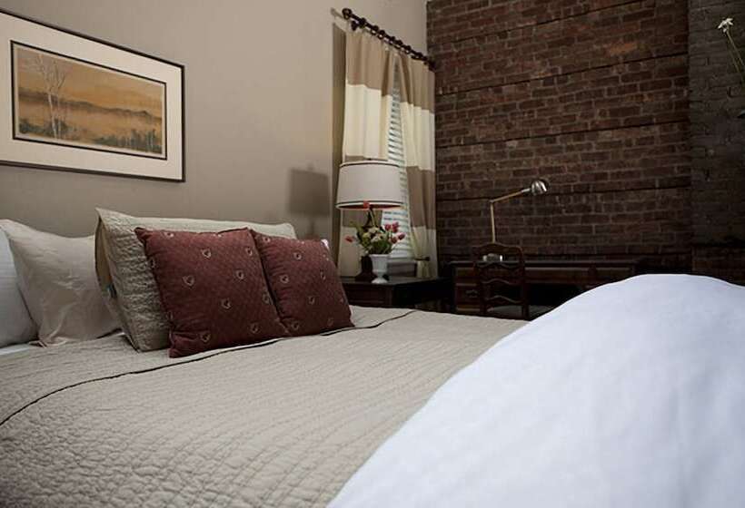 Estudi Deluxe, Morgan State House Inn