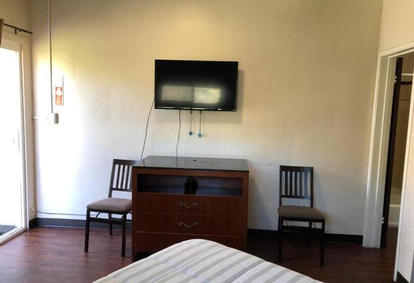 标准间, Sierra Lodge Three Rivers