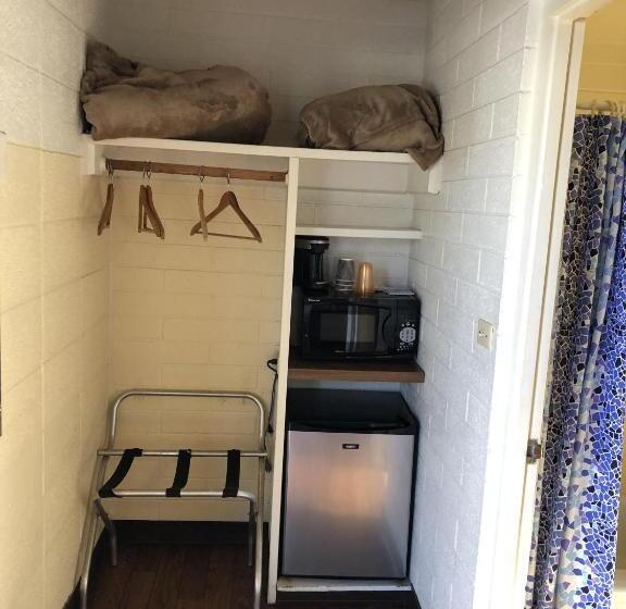 Четырехместный Номер Классик, Sierra Lodge Three Rivers