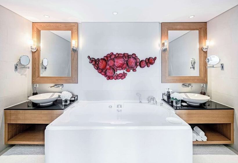 스위트, Avani+ Mai Khao Phuket Suites