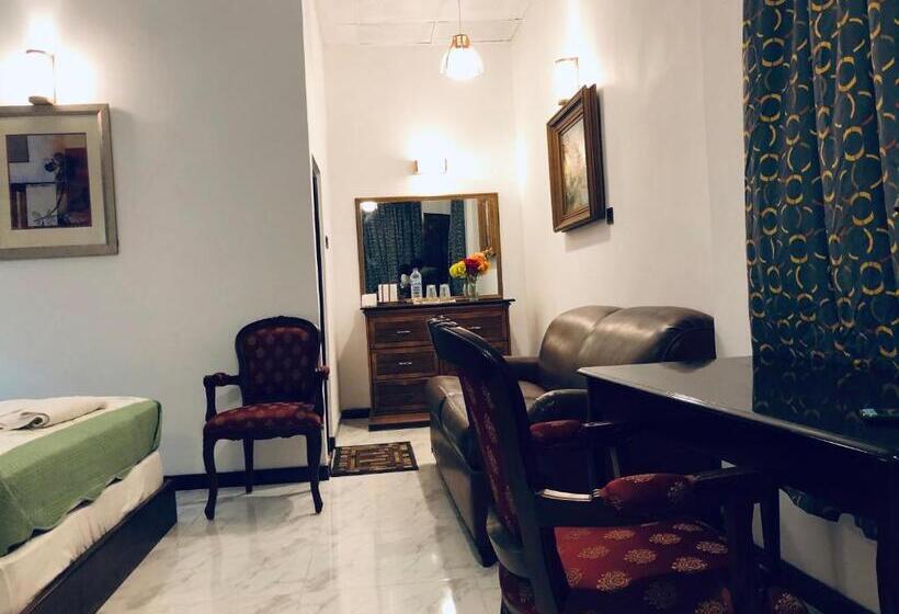 豪华家庭房间, Luxury Inn Matale