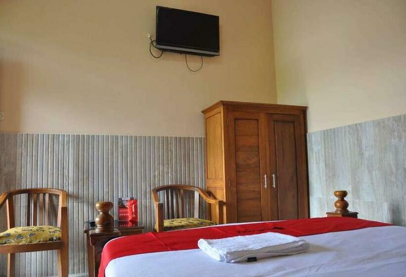 Номер Стандарт, Reddoorz Near Lokawisata Baturaden