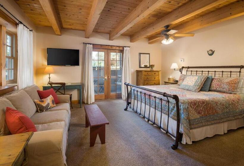 キングサイズベッドのデラックスルーム, Sunflower Hill Inn