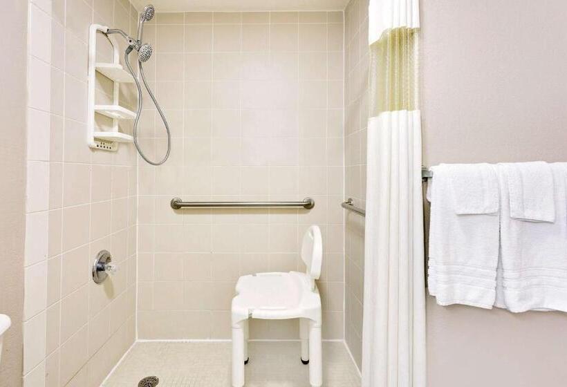חדר סטנדרט, קומת קרקע, Super 8 By Wyndham Athens