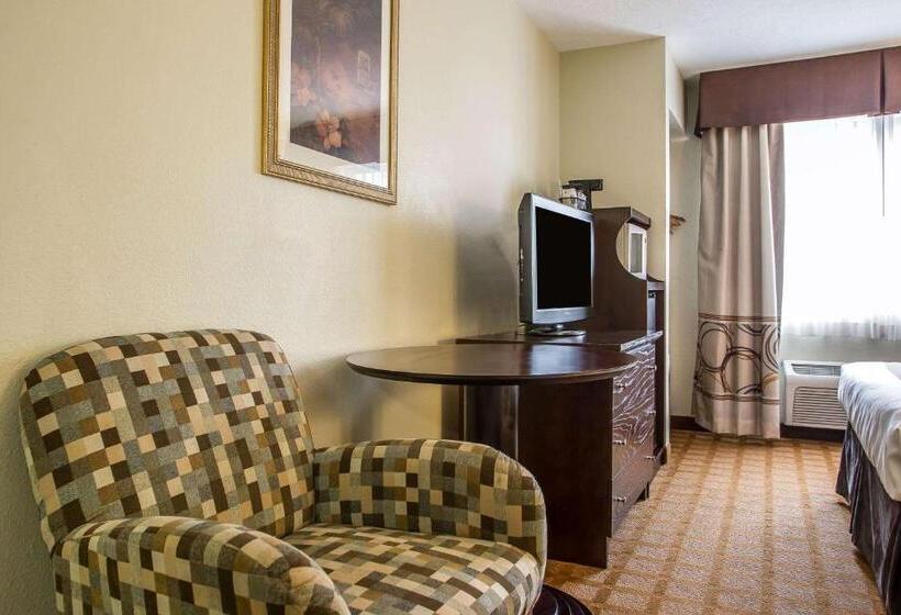 Номер Стандарт, Quality Inn & Suites Marinette