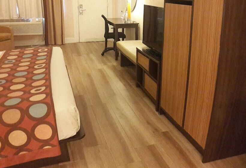 Номер Deluxe, Super 8 By Wyndham Florida City/homestead/everglades
