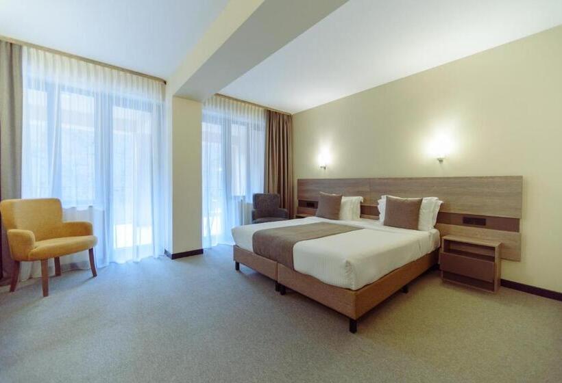 带山景的复式房间, Dilijazz Hotel & Restaurant