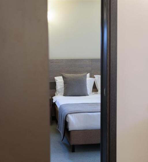 家庭间, Dilijazz Hotel & Restaurant