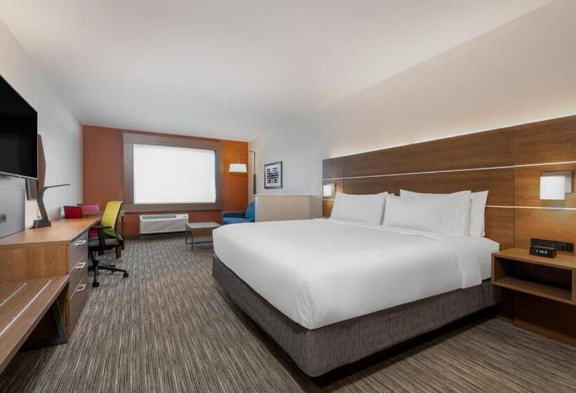 带大床的套房, Holiday Inn Express & Suites   Colorado Springs South I 25, An Ihg