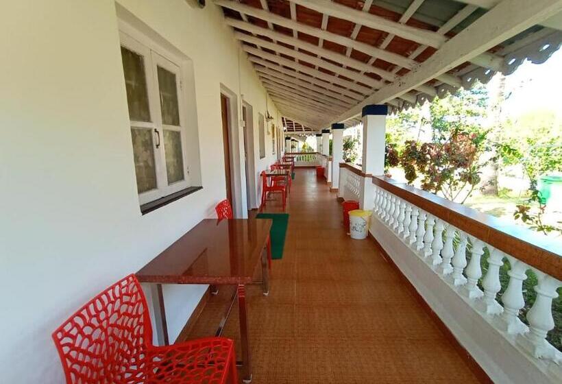 디럭스 룸, Anthy’s Guesthouse And Restaurant