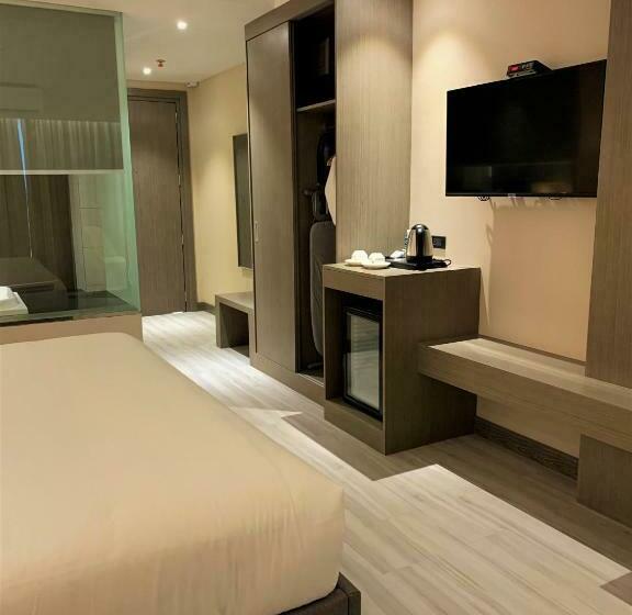 디럭스 룸, Capitol Hill Hotel And Suites