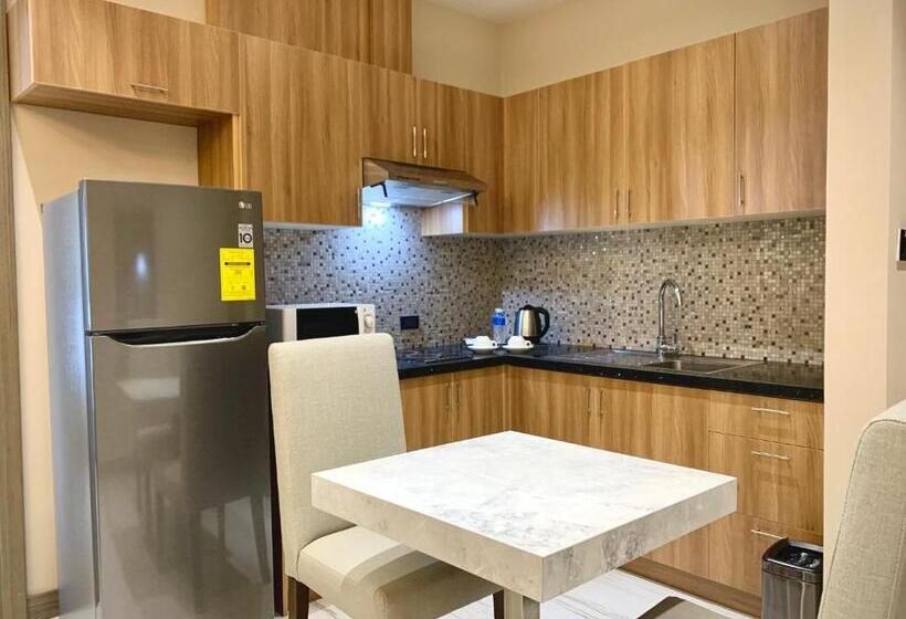 سوییت با چشم‌انداز کوه, Capitol Hill Hotel And Suites