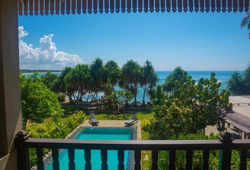 بنگله خانوادگی, Guru Beach Resort