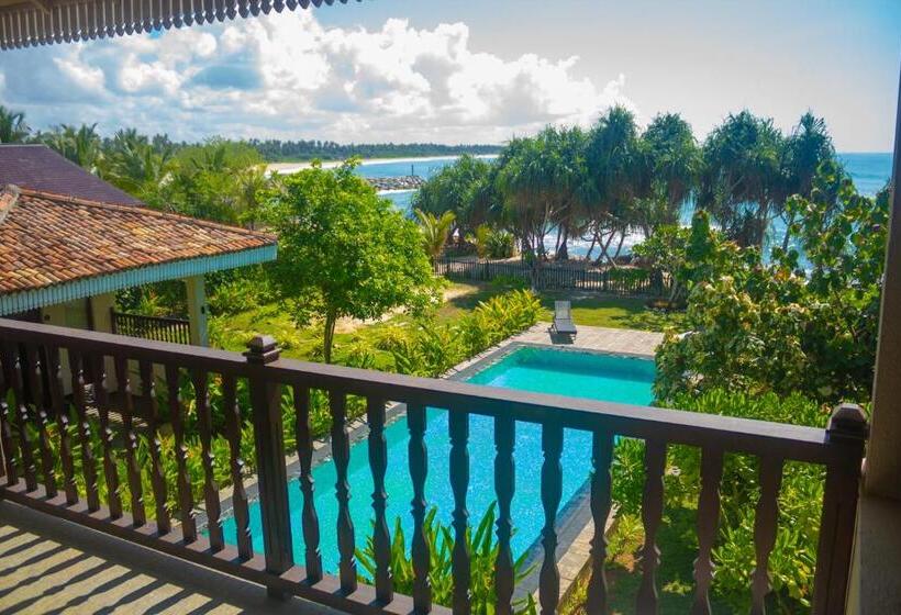 بنگله خانوادگی, Guru Beach Resort