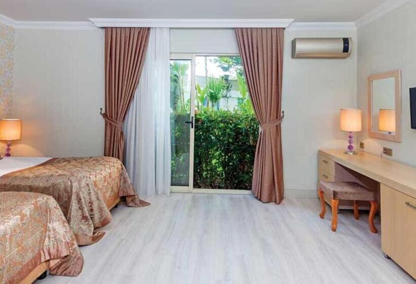 Вилла 3 Спальни, Amara Luxury Resort & Villas