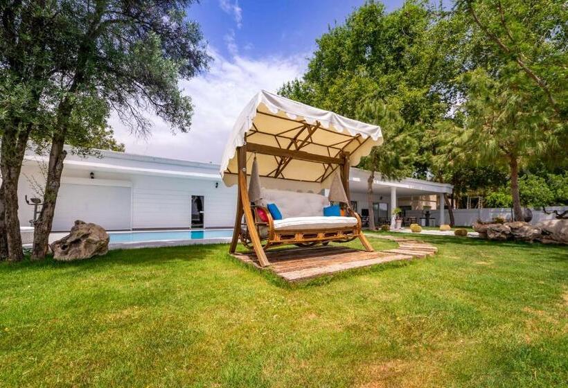 Вилла с 1 спальней и бассейном, Amara Luxury Resort & Villas