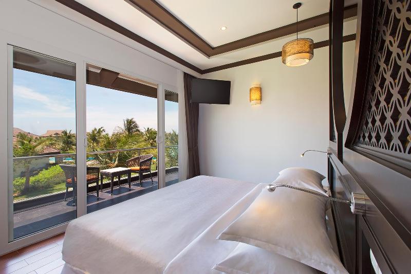 سوئیت جونیور با تخت بزرگ, Robinson Nam Hoi An
