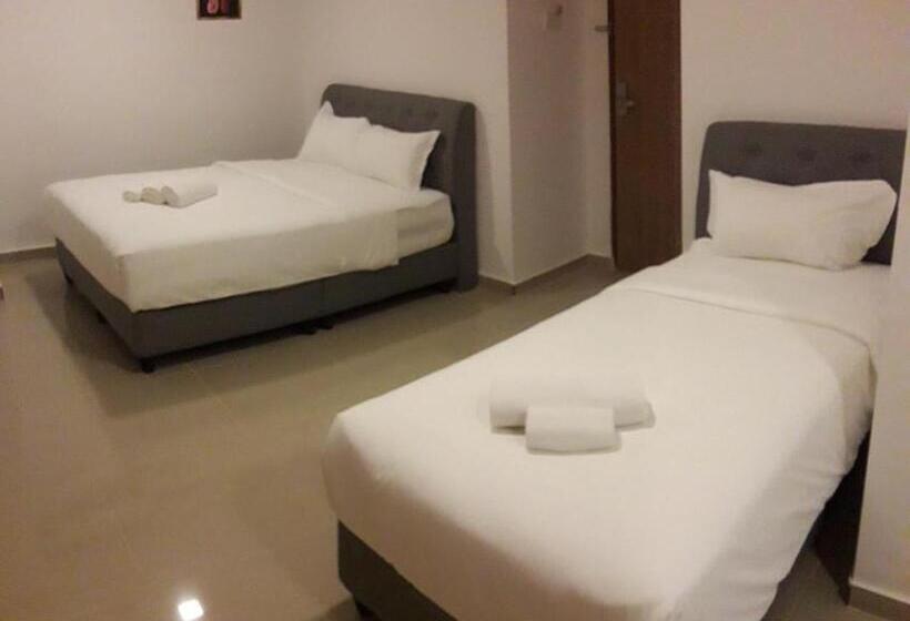 غرفة قياسية ثلاثية, Shobi Hotel Johor Bahru Near Ciq Jb