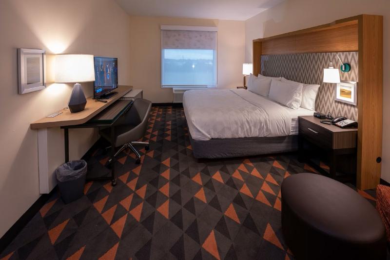 适合残疾人使用的标准间, Holiday Inn   Nw Houston Beltway 8, An Ihg