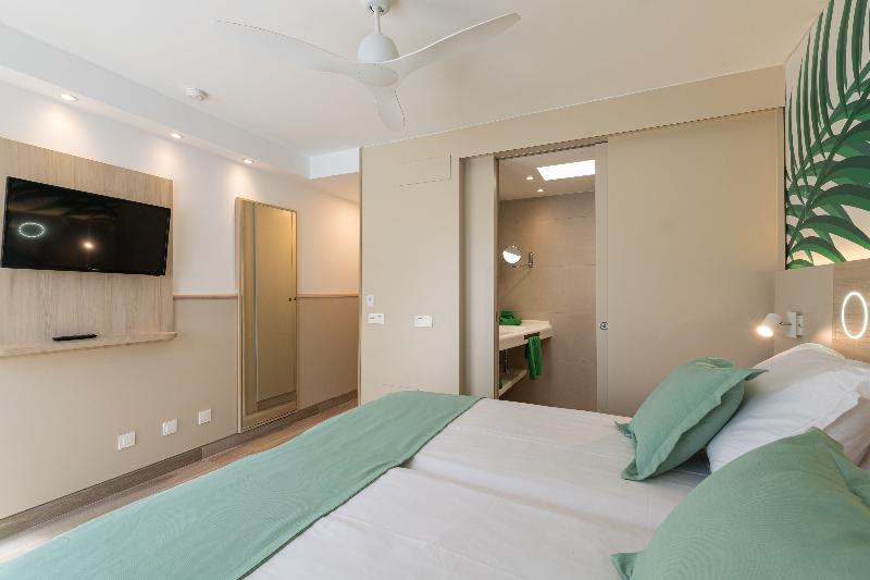Quarto Classe Business, Super 8 By Wyndham Louisville Airport