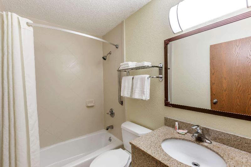 标准间, Super 8 By Wyndham Latham   Albany Airport