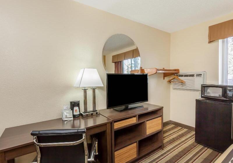 标准间, Super 8 By Wyndham Latham   Albany Airport