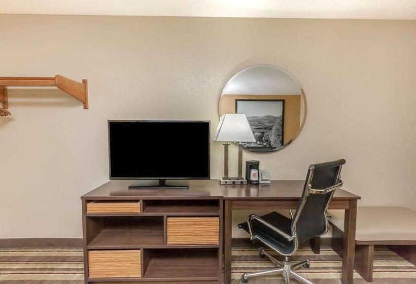 标准间, Super 8 By Wyndham Latham   Albany Airport