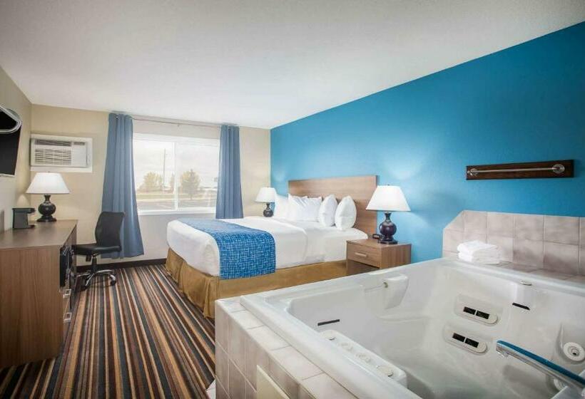 Люкс Кровать Кинг, Travelodge By Wyndham Wahpeton