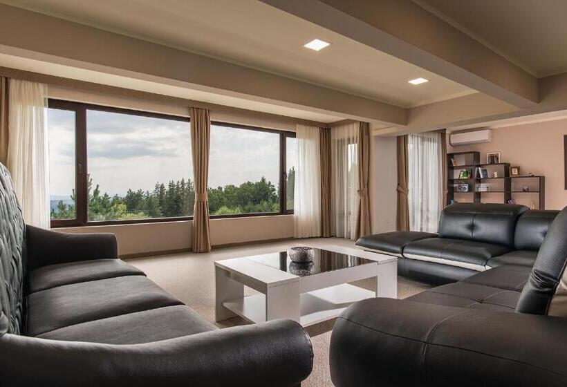Апартаменты Deluxe 1 Спальня, Villa Magus