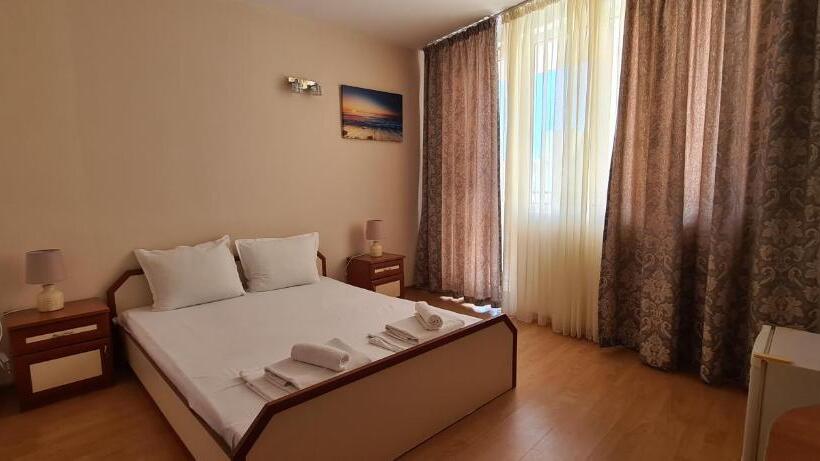اتاق استاندارد, Sineva Guest House