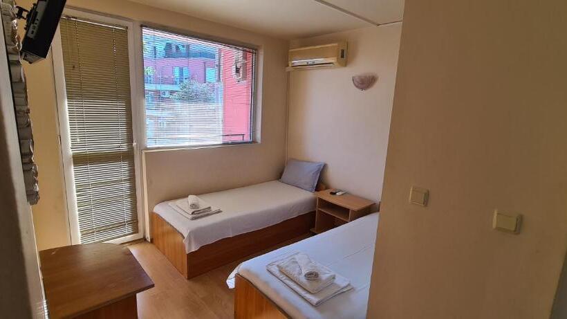 Suite with Terrace, Sineva Guest House