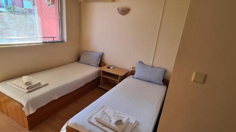 Люкс с Террасой, Sineva Guest House