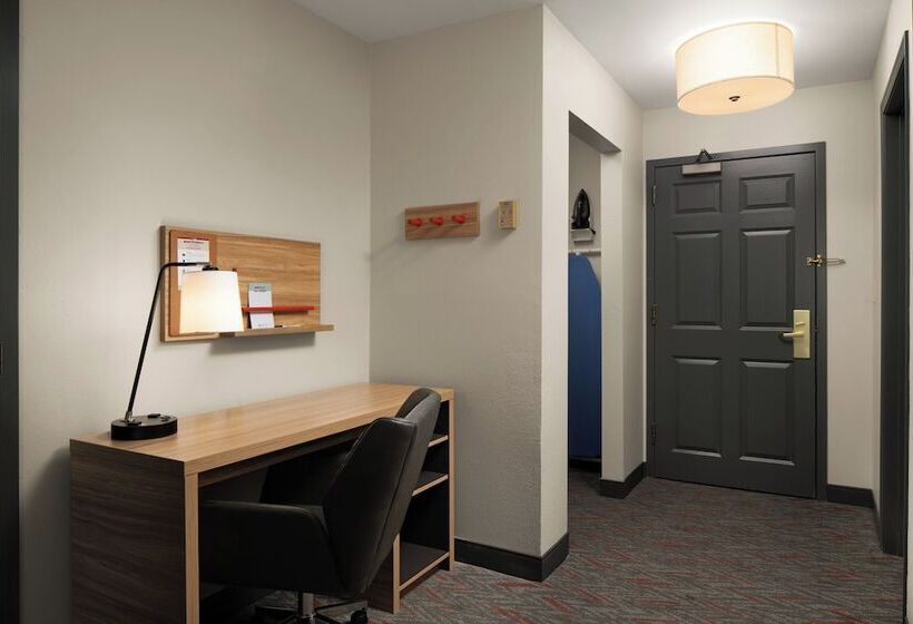 Люкс, Candlewood Suites St Louis St Charles By Ihg