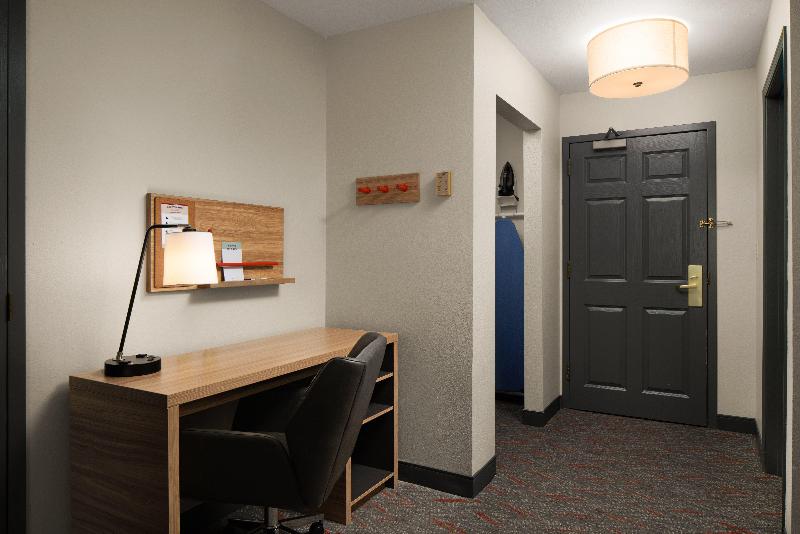 Люкс, Candlewood Suites St Louis St Charles By Ihg