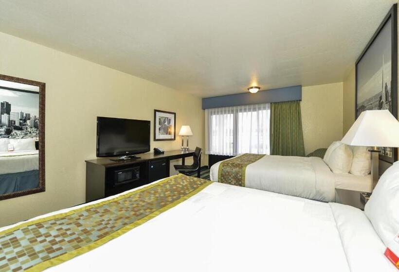 Люкс, Super 8 By Wyndham Vallejo/napa Valley