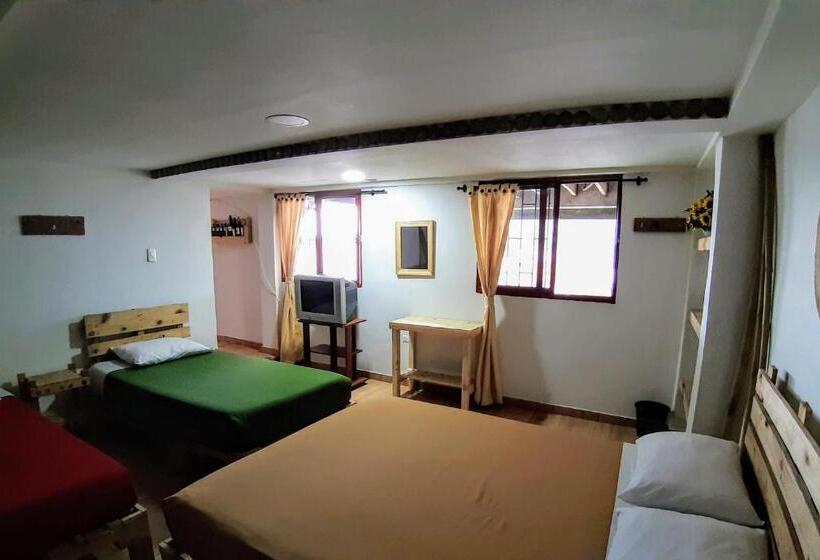 패밀리 룸, Hostal Triangulo Del Cafe