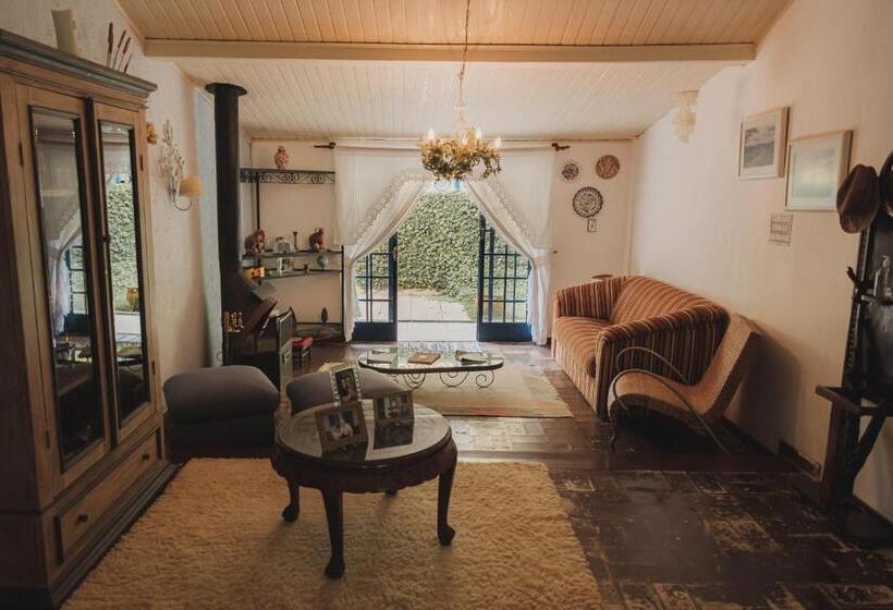 Дом 4 Спальни, A Casa Da Fazenda