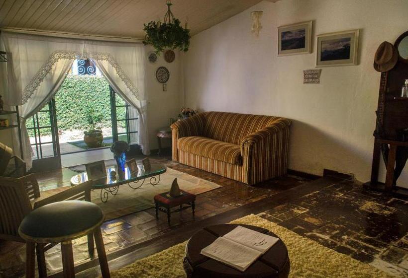 Дом 4 Спальни, A Casa Da Fazenda
