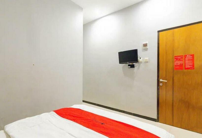 Номер Стандарт, Reddoorz @ Manukan Surabaya