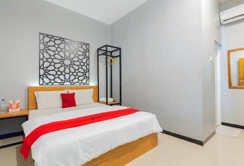 Номер Стандарт, Reddoorz @ Manukan Surabaya