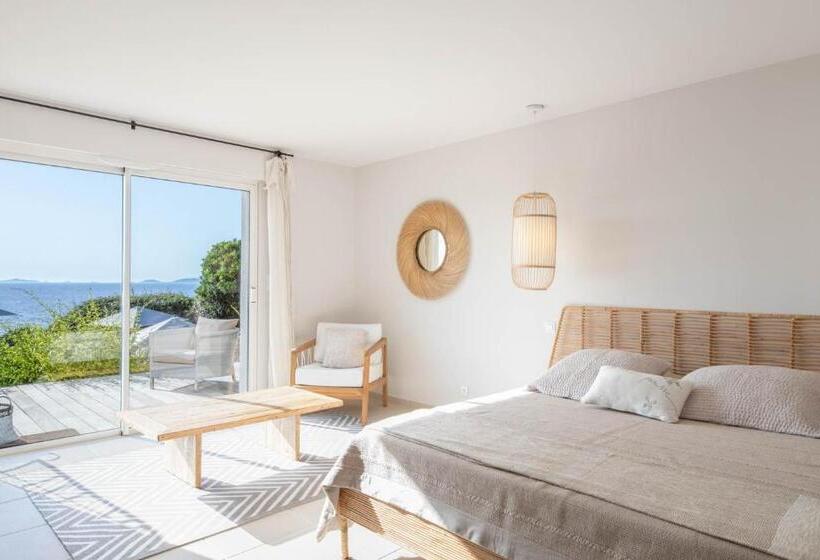 4인용 스탠다드 룸, A Casa Nostra