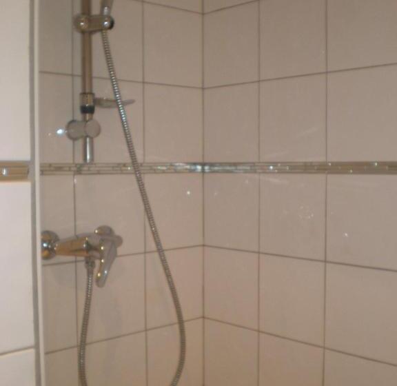 标准工作室, Appart Hotel De La Paix