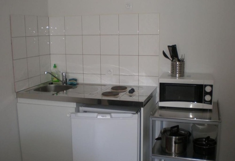 标准工作室, Appart Hotel De La Paix