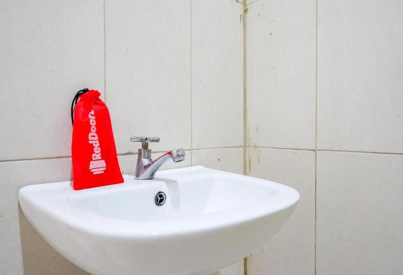 اتاق لوکس, Reddoorz @ Hotel Bumi Palupy