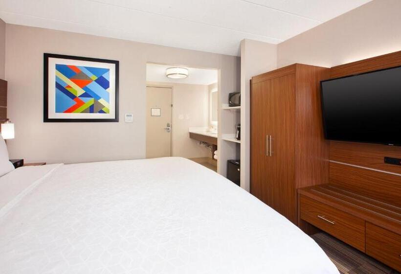 Номер Стандарт, Holiday Inn Express Fairfax Arlington Boulevard, An Ihg