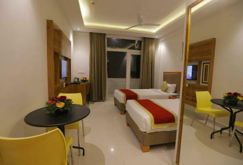 标准间带阳台, V One Hotel Ambara Elite